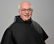 Portrait du prêtre Michel M. Tremblay - photographe Denis Beaumont